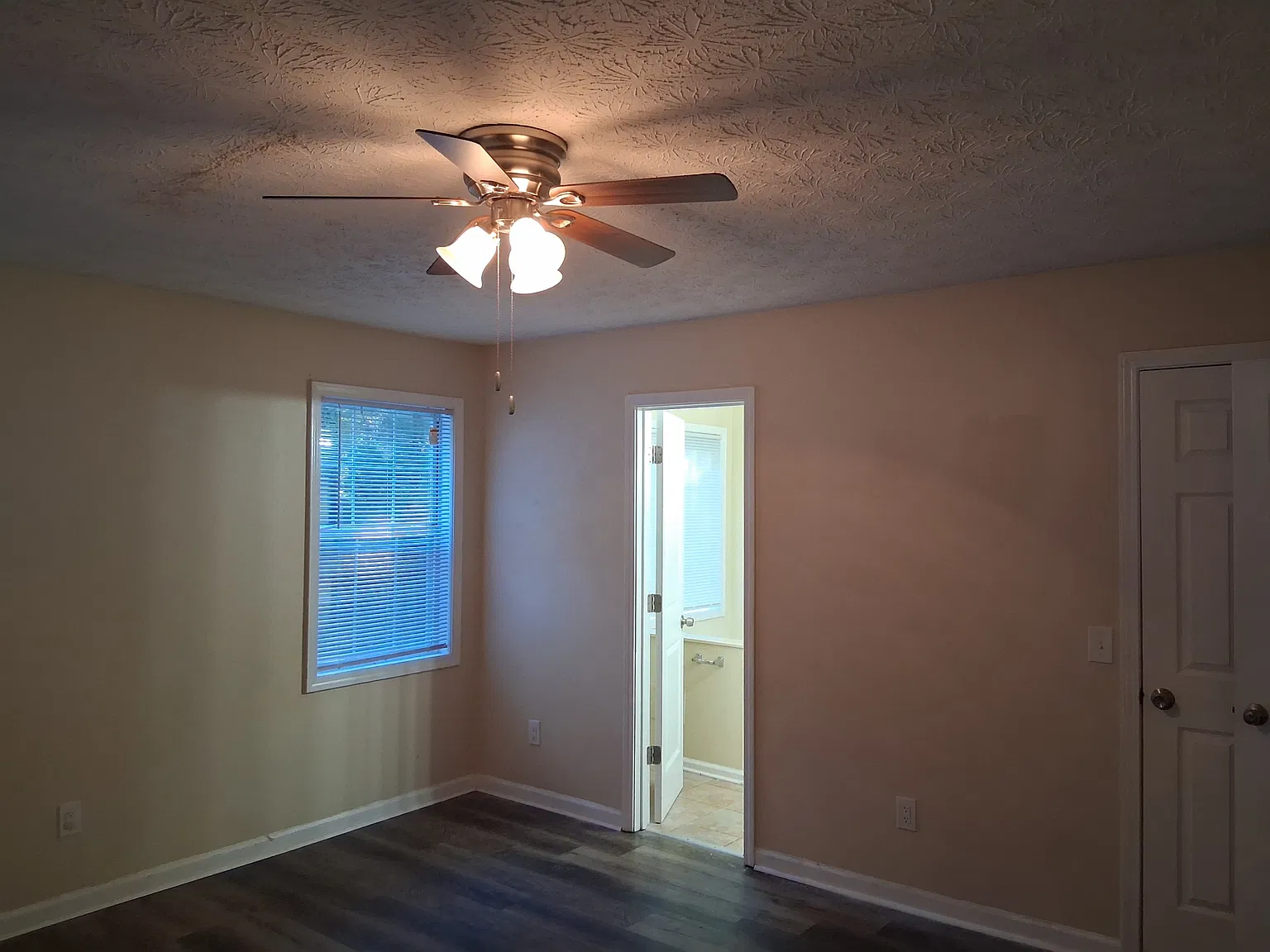 7728 Governors Lne - Leeson - 1 — Photo 3