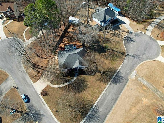 5th image of 158 Hunter Hills Dr