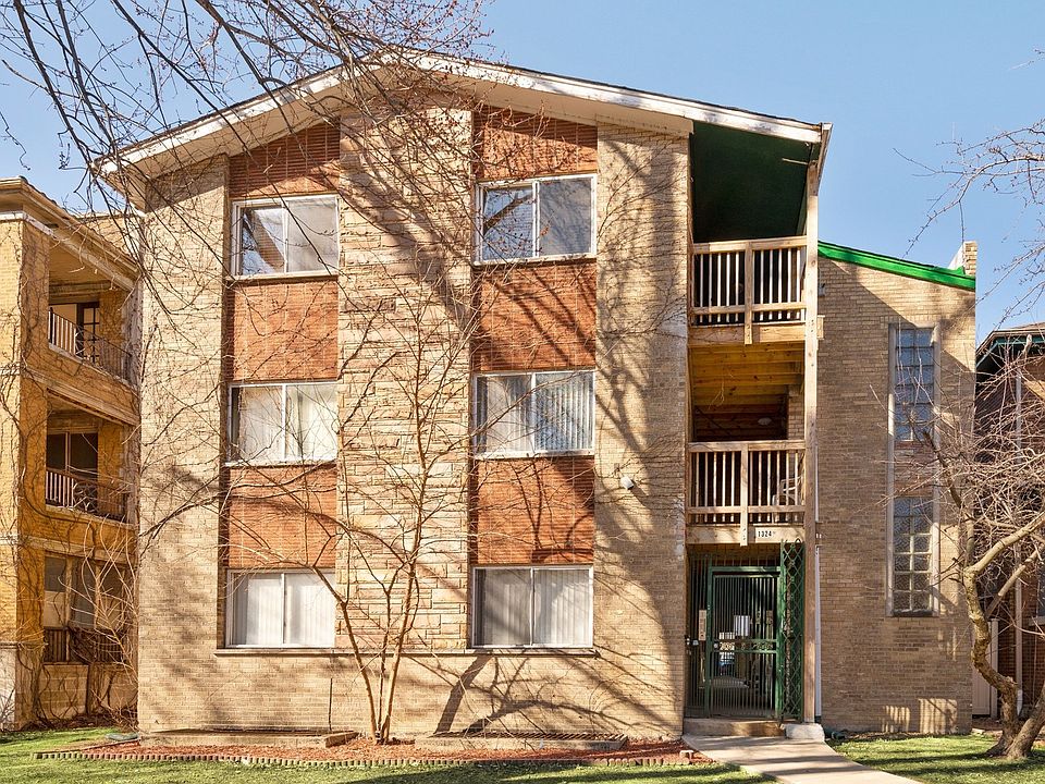 1st image of 1324 W Greenleaf Ave APT 1A