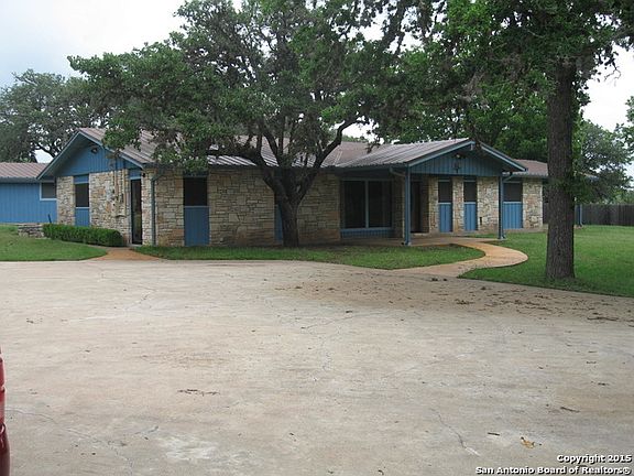 2nd image of 211 Lakeway Dr