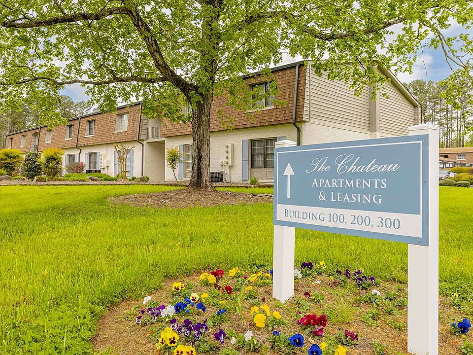 Chateau Apartments