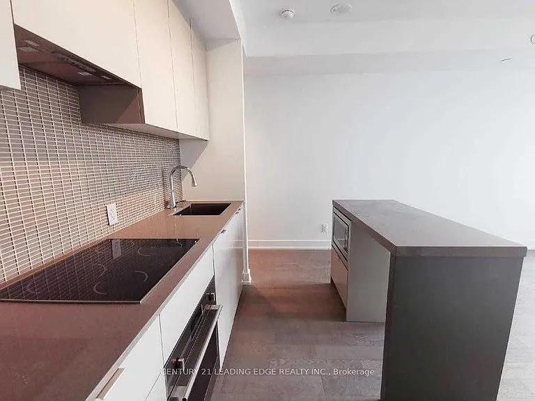 7 Grenville St #2012 — Photo 5