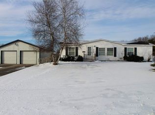 934 Greg Rd, Petoskey, MI 49770