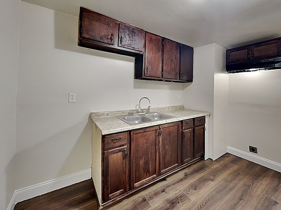 5th image of 2639 Ghent St