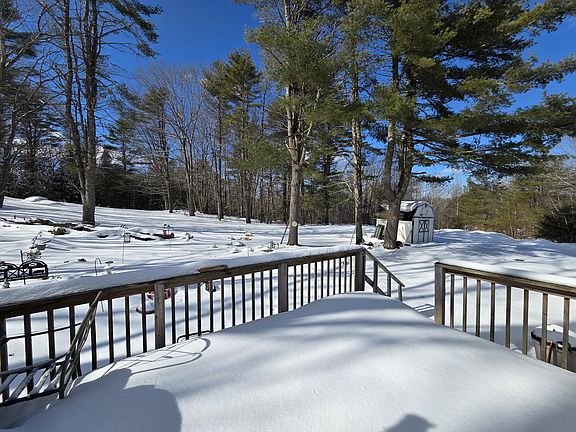 4th image of 39 Mountain Road