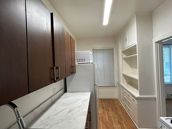 2nd image of 500 Buchanan St APT 4