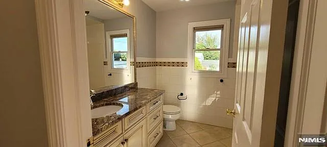 2 Roth St — Photo 18