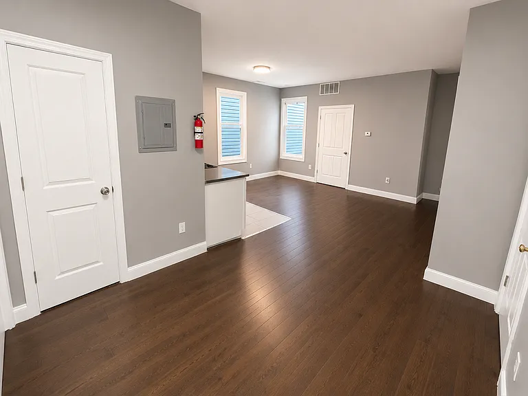 178 2nd St #2 — Photo 13
