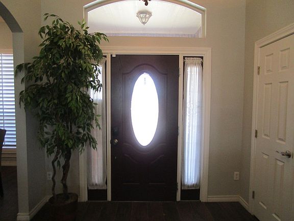 5th image of 1004 S Nelson Ave
