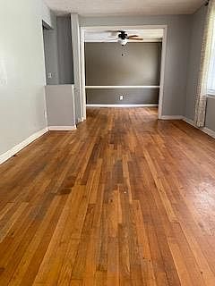 3rd image of 2261 Capehart Cir NE