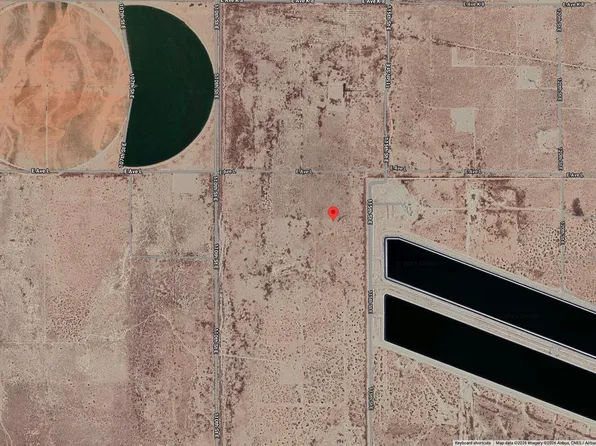 W West Cor Suite 114-L3, Lancaster, CA 93534