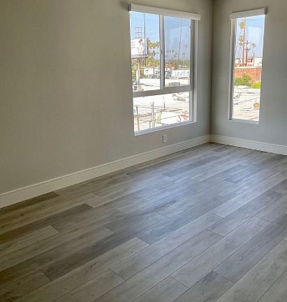 4th image of 118 S Avenue 63