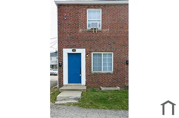 Building Photo - 490 S James Rd
