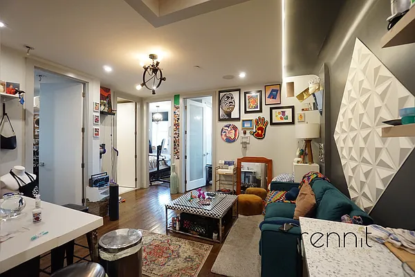 Rented by Rennit Inc. | media 3