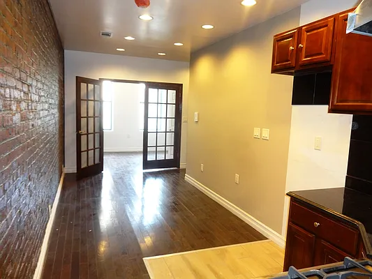 Rented by Blue Egg Realty Corp | media 17