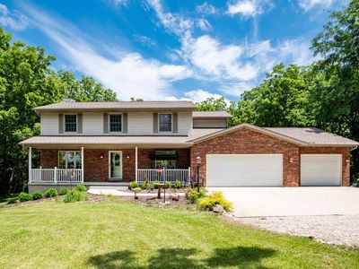 450 Townhall Rd, Germantown Hills, IL, 61548