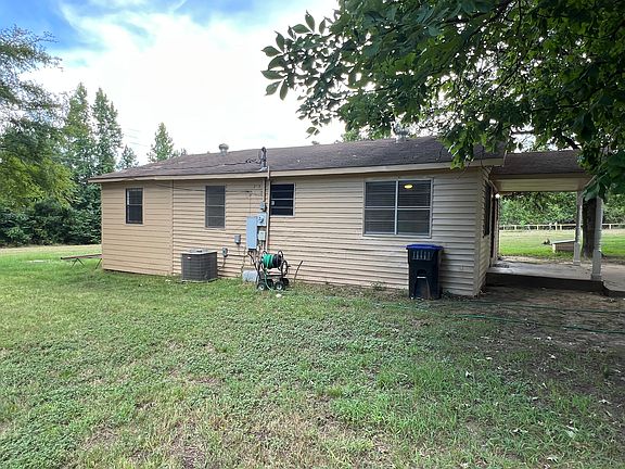 3rd image of 130 Private Road 2221