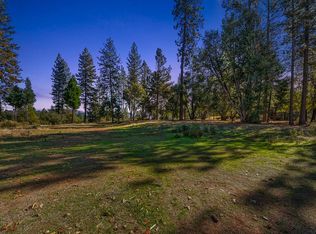 19292 Shawnee Trl, Mokelumne Hill, CA 95245