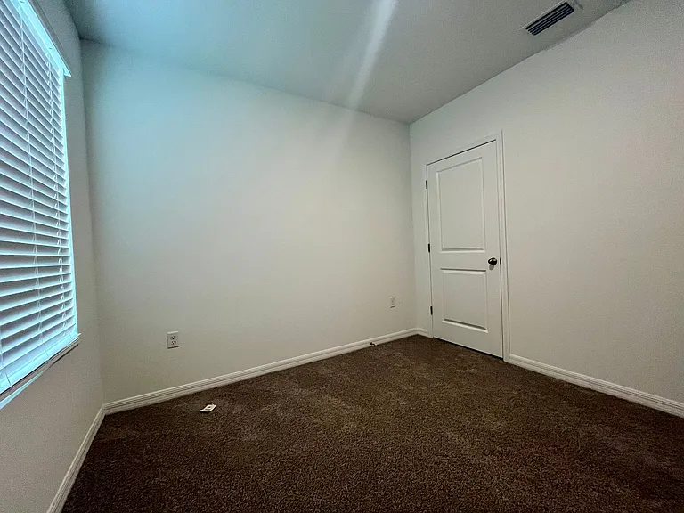 3505 Thistle Bank Ct — Photo 24