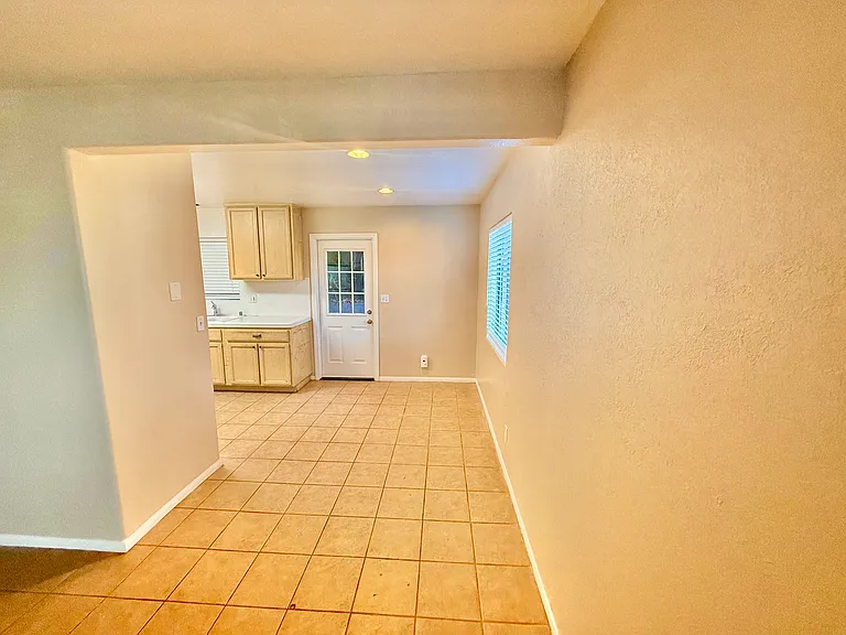5766 Riley St #5766 — Photo 8