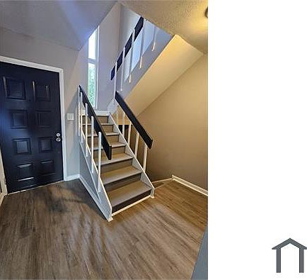 4th image of 3 Helmsman Ct