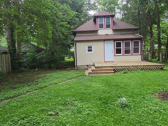 2nd image of 103 Center St