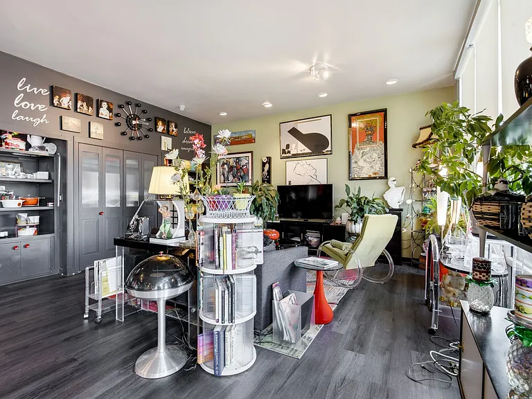 926 Woodland St #404 — Photo 8