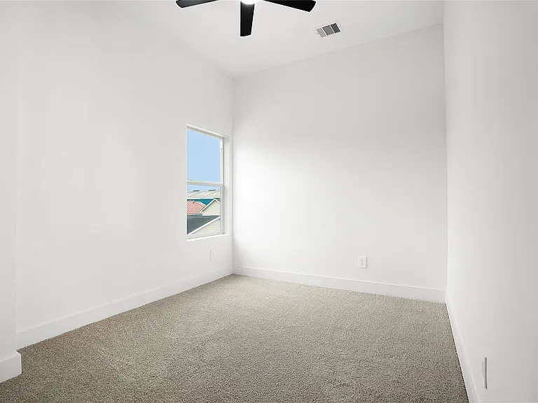 315 Palmer St — Photo 29