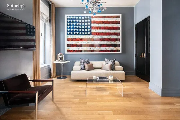 Sold by Sotheby's International Realty | media 7