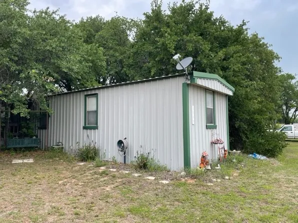 1117 Highway 2861, Comanche, TX 76442