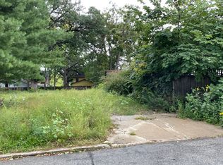 1113 37th St, Des Moines, IA 50311