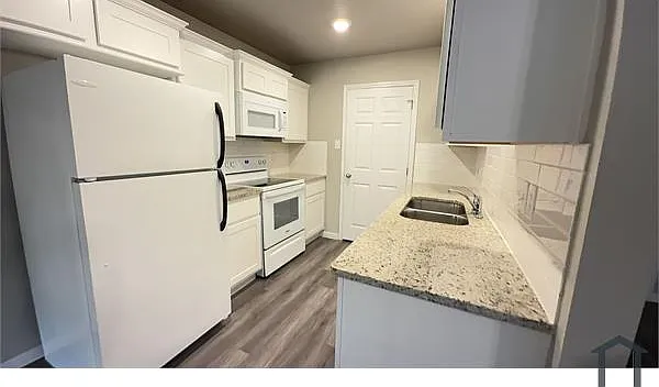 1604 Pontotoc Trce #A — Photo 18