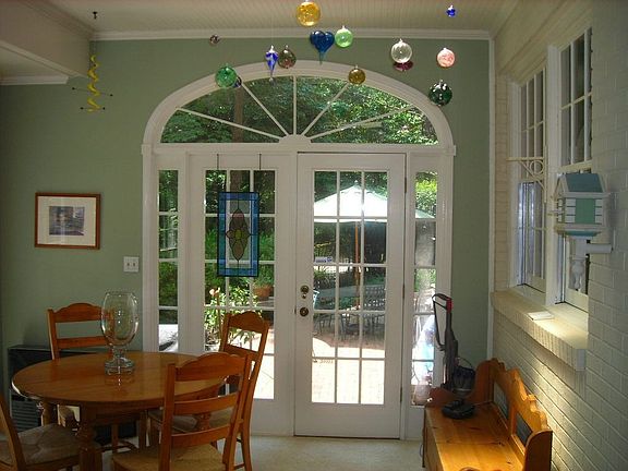 Sunburst Entry To Yard ! 