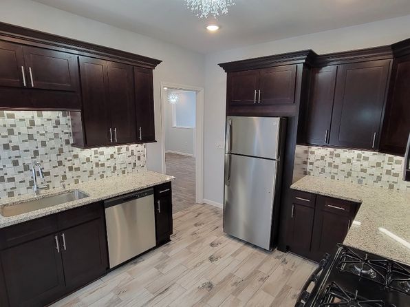 1961 Seneca St #2