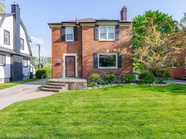 22635 Alexandrine St, Dearborn, MI 48124