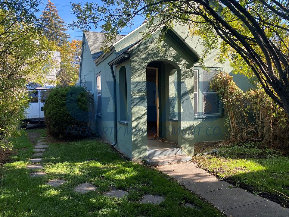 408 1/2 Broadway. 2 bed, 1 bath adorable cottage in downtown Missoula.