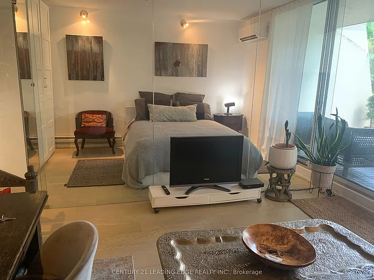 40 Homewood Ave #208 — Photo 8