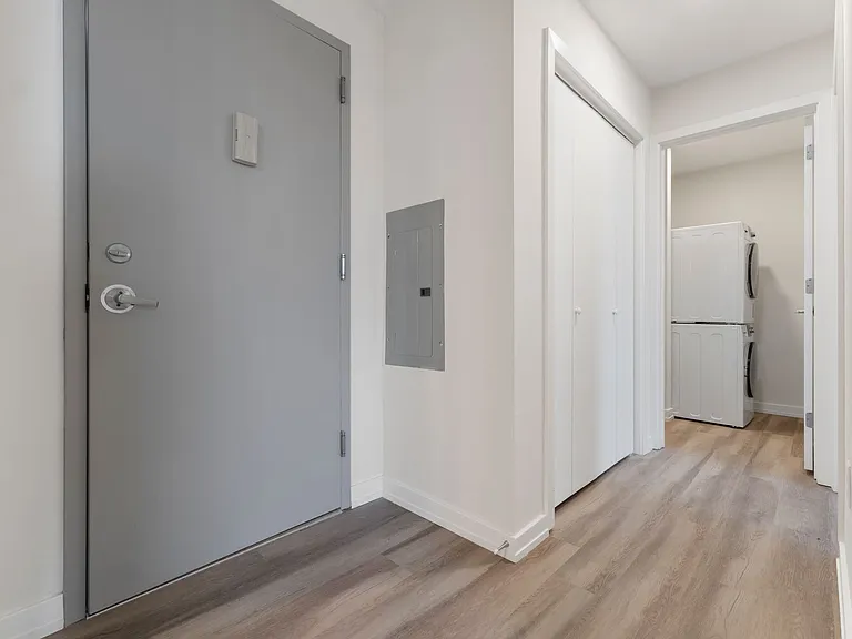 Altamont Apartments — Photo 72