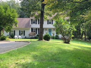 109 Governors Ln, Fairfield, CT 06824