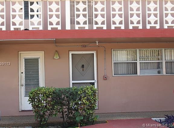 2nd image of 300 NE 191st St APT 209