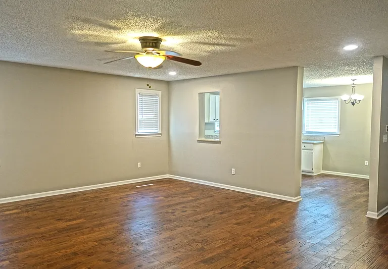 1705 Toll Gate Rd SE #B — Photo 5