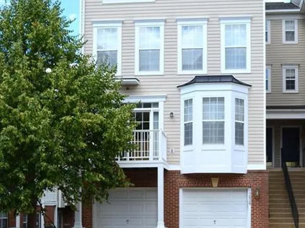 13626 Venturi Ln #171, Oak Hill, VA 20171