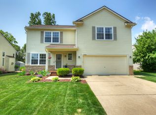 7382 Spy Glass Ln, Ypsilanti, MI