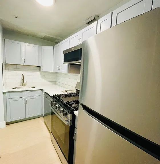 135 Main Street — Photo 10