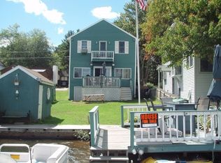 19 Bowers Ave, Tyngsboro, MA 01879