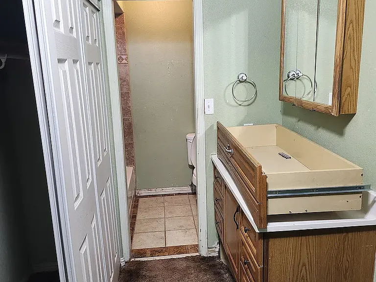 4192 Rewana Way — Photo 17
