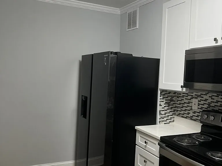 2406 Wilkens Ave #4 — Photo 2