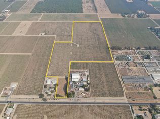 20450 N Kennefick Rd, Acampo, CA 95220