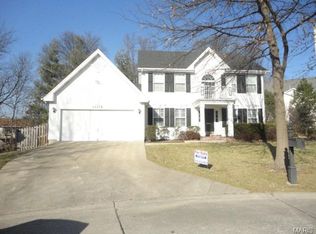 12175 Rule Place Ln, Maryland Heights, MO