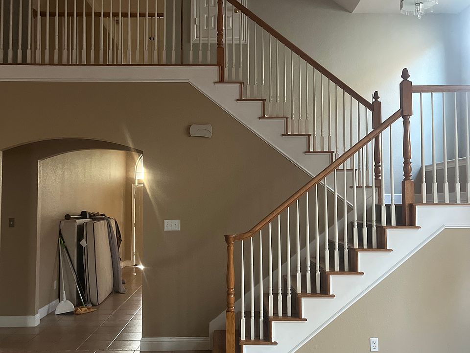 1st image of 2455 Dockside Dr